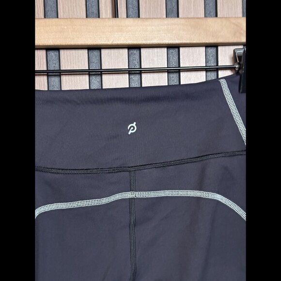 Peloton Leggings Medium Womens Black Nylon Stretch Workout Cycling Running - Picture 8 of 9